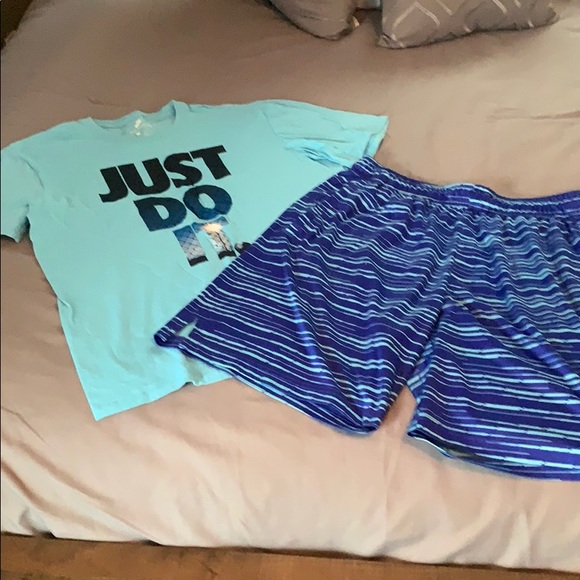 mens nike shorts and t shirt set